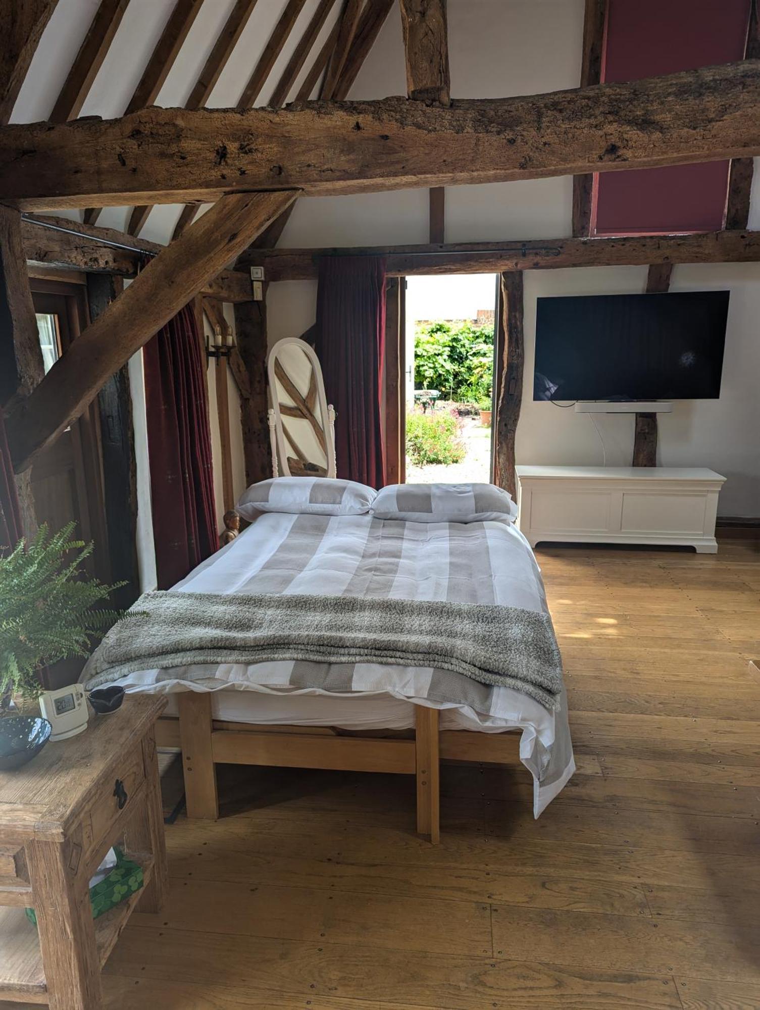 Cosy Listed Barn In Peaceful Country Village Granborough Dış mekan fotoğraf